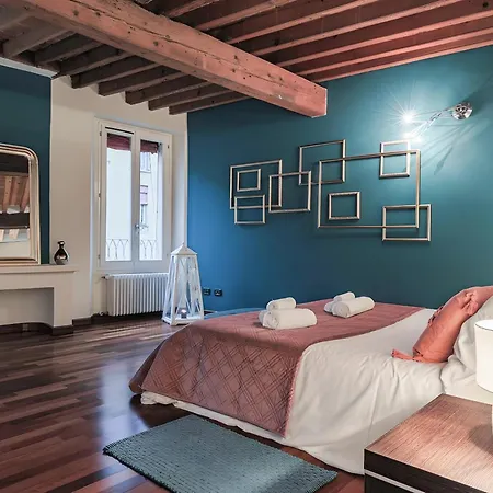 Charme View Of Piazza Trento - Trieste * فيرّارا