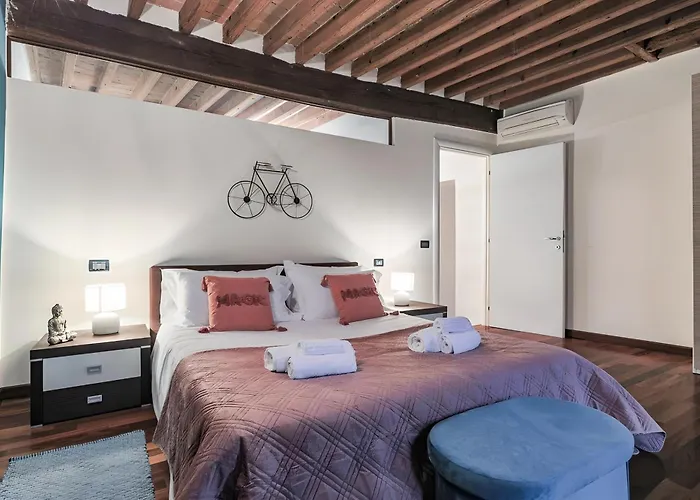 Apartament Charme View Of Piazza Trento - Trieste Ferrara