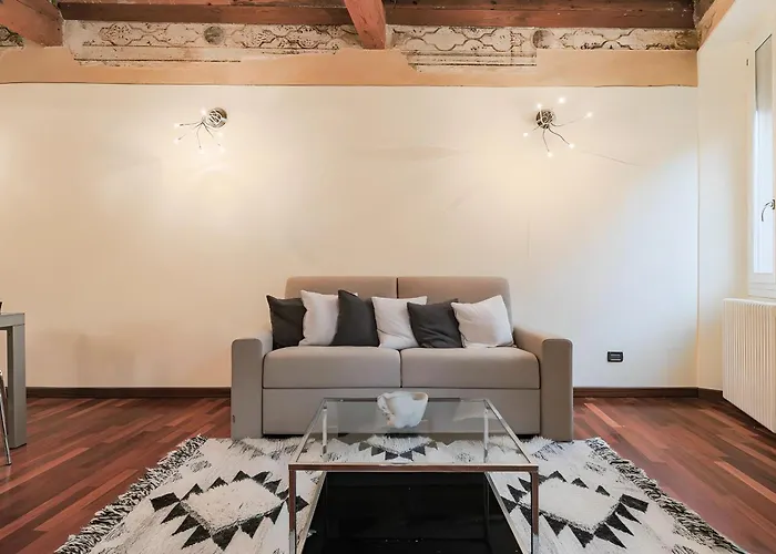 Apartament Charme View Of Piazza Trento - Trieste