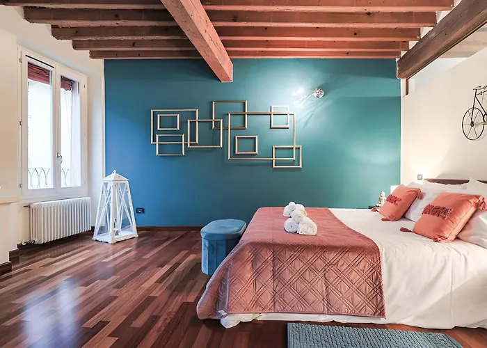 Charme View Of Piazza Trento - Trieste Apartament